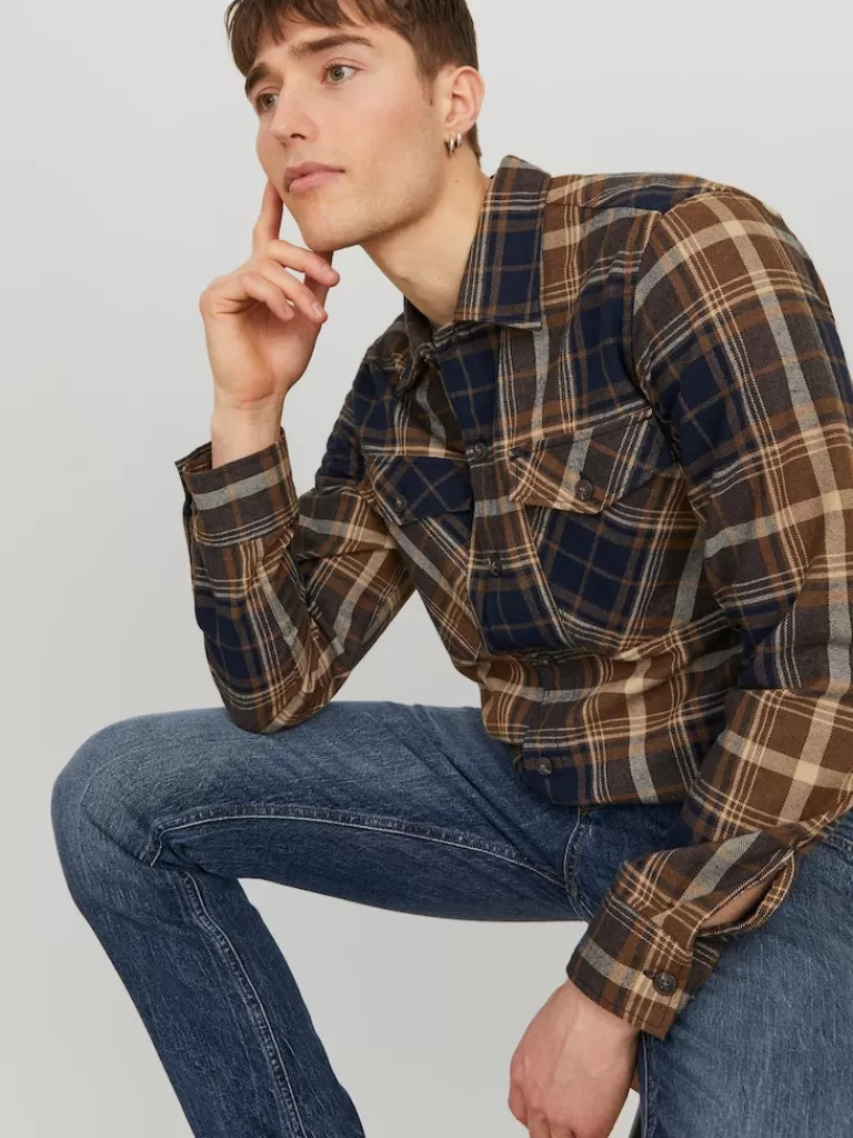 JACK&JONES EDDIE RELAXED FIT OVERSHIRT Otter-Men Overshirts &Shackets | Outerwear | Shirts &Overshirts