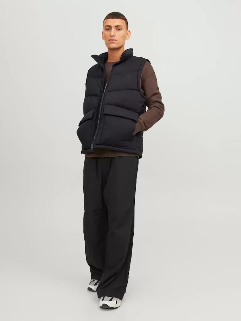 JACK&JONES VESTERBRO HIGH NECK PUFFER VEST Black-Men Jackets | Transitional weather | Puffer Jackets | Vests & Bodywarmers | Lightweight | Outerwear | Jackets &Coats